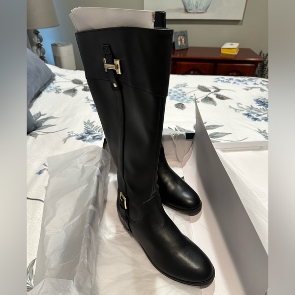 Karen Scott Wide Calf Women’s Boots Size 10 BE WINTER READY WITH THESE BEAUTIES! - Picture 1 of 6
